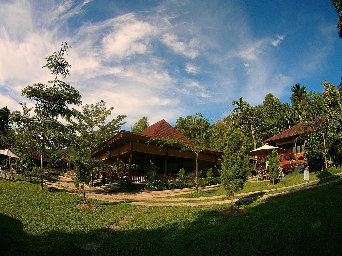 Langkisau Resort Hotel & Restaurant Padang Kültér fotó